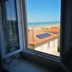Se225 - Senigallia, Vista Mare Con Posto Auto *